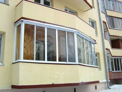 Металлопластиковое остекление лоджии rehau 6 метров 1500х600.