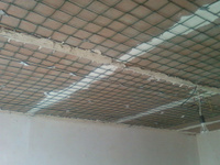 Проклейка потолка армировочной сеткой
