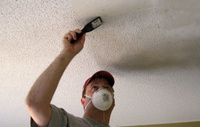 Очистка потолка от побелки, краски, водоэмульсионки