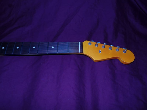 22 XJ Fret Relic 12 Radius C Stratocaster Allparts Fender Лицензированный гриф из палисандра Fender Licensed Stratocaste