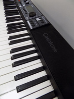 61-клавишная сенсорная клавиатура-аранжировщик Casio Casiotone CT-S500, черный