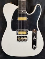 Электрогитара Fender Gold Foil Telecaster, гриф из черного дерева, белая блондинка с сумкой 0140731301