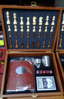Набор игровой: шахматы, карты, кости и фляга